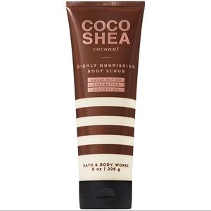 Bath & Body Works / Cocoshea Coconut Body Scrub 🥥